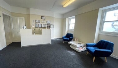 6 Saville Pl, Newcastle Upon Tyne to rent Interior Photo- Image 1 of 2