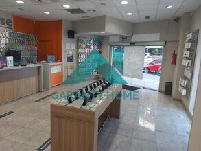 Retail in Cáceres, Cáceres to rent Interior Photo- Image 2 of 5