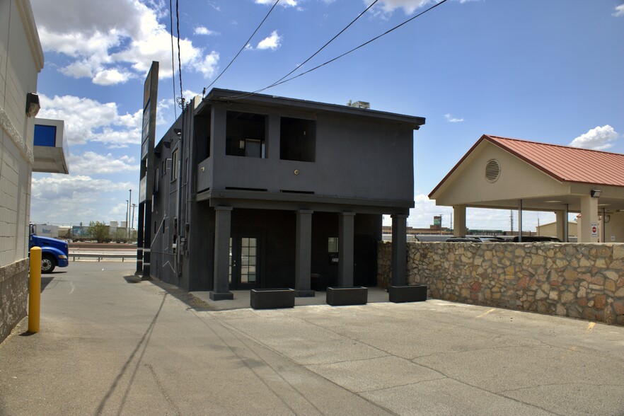 2317 E Missouri Ave, El Paso, TX for rent - Building Photo - Image 1 of 28