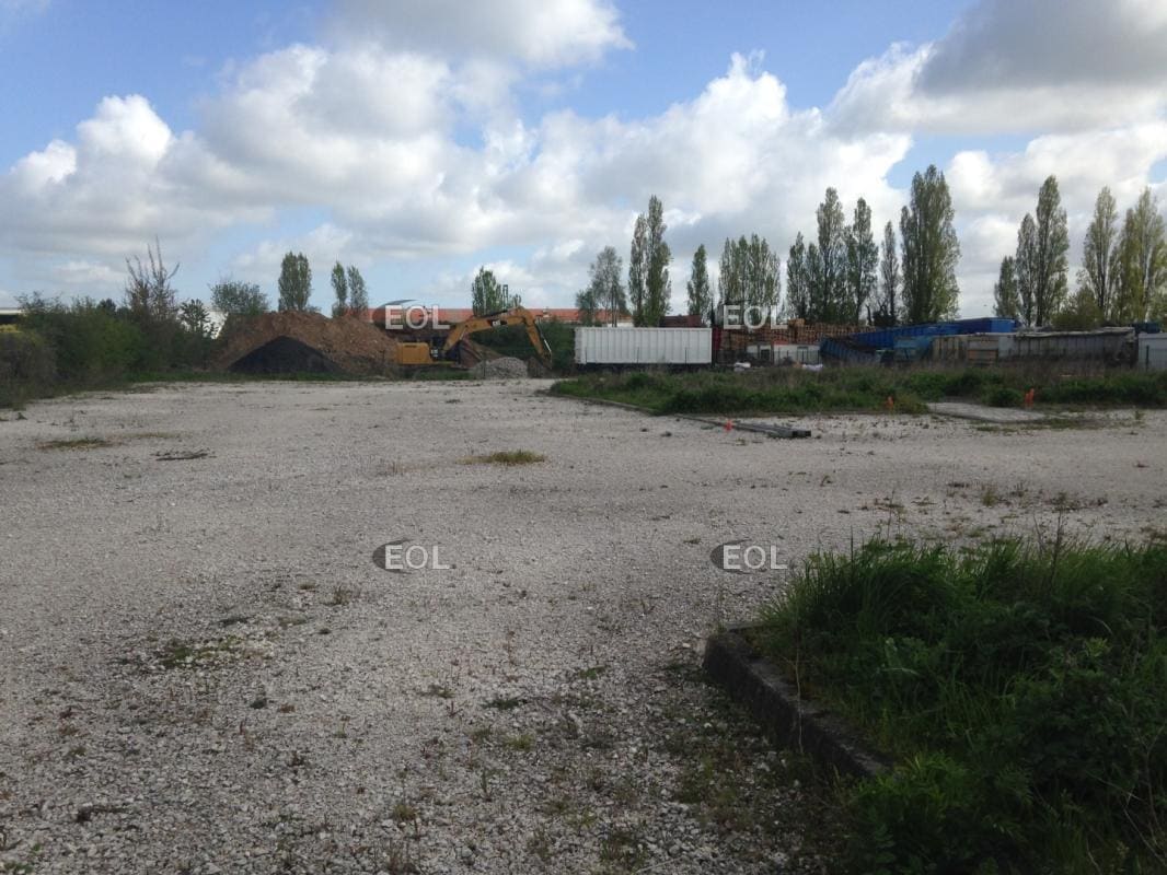 Land in Gretz-Armainvilliers to rent Site Plan- Image 1 of 2