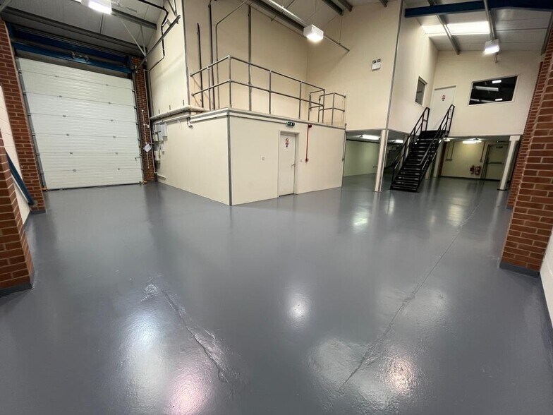 Grange Way, Colchester to rent - Building Photo - Image 3 of 25