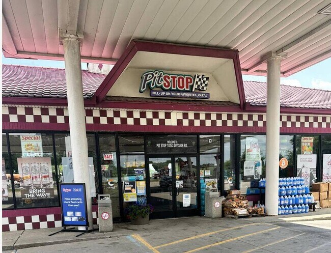 More details for 10253 Division Rd, Casco, MI - Retail to Rent