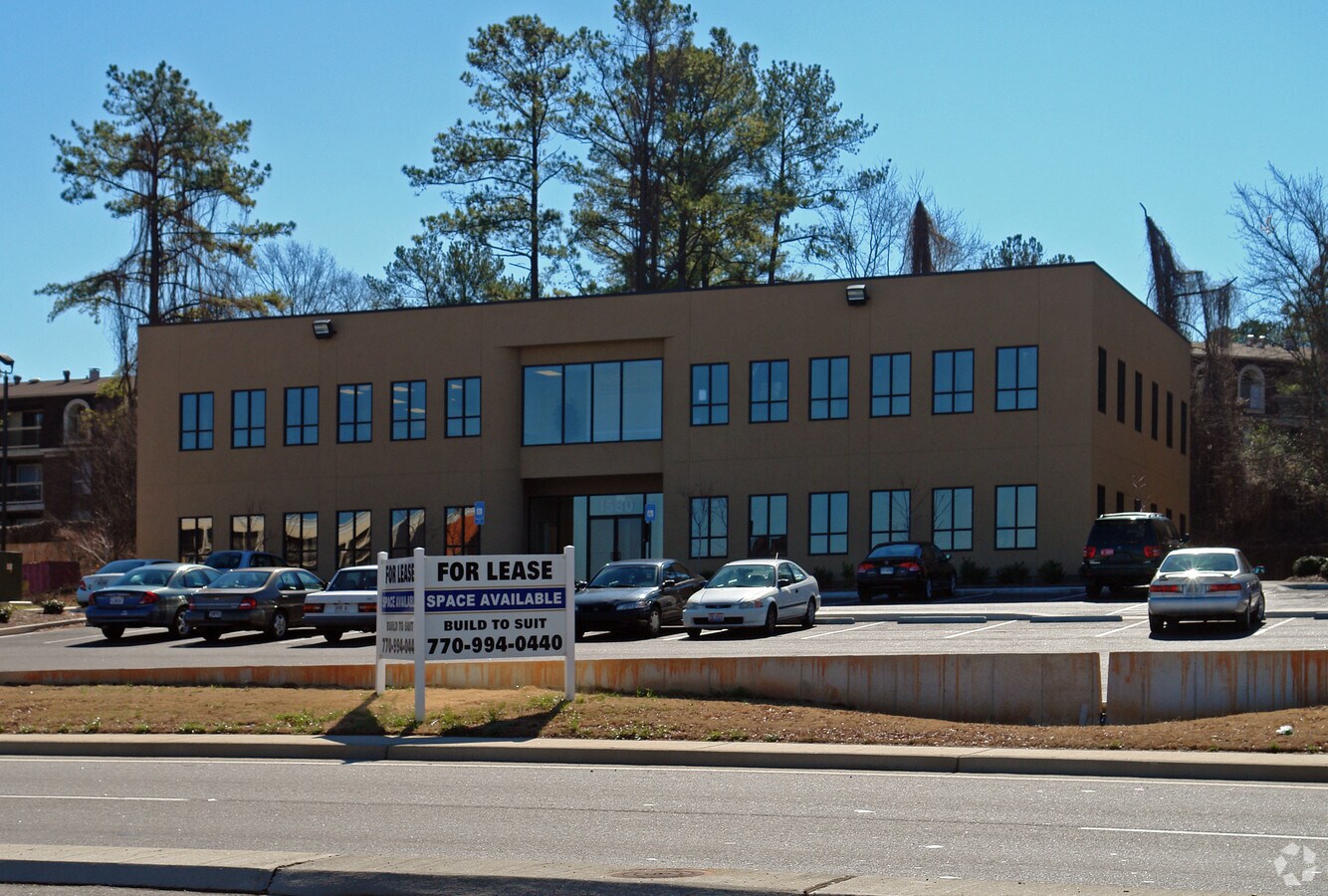 1580 Phoenix Blvd, Atlanta 30349 Office for Rent UK