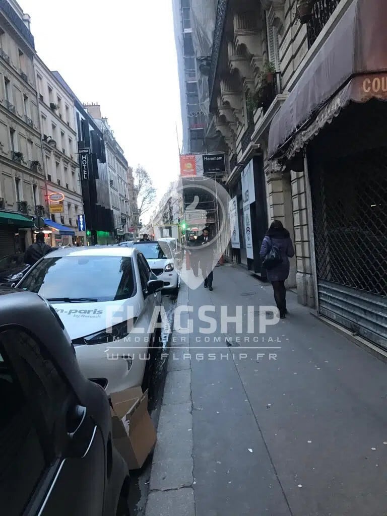 Location Commerce 55 m² - Photo 1