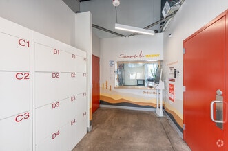 110 S Rainbow Blvd, Las Vegas, NV to rent Interior Photo- Image 1 of 9