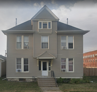 More details for 910-912 W 3rd St, Davenport, IA - Residential for Sale