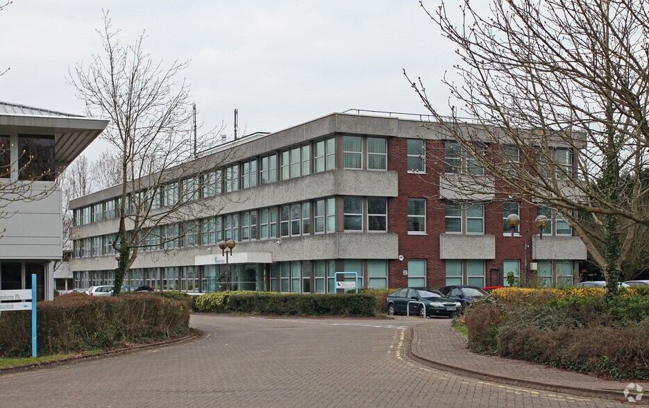 Ruscombe Park, Reading for sale - Primary Photo - Image 1 of 1