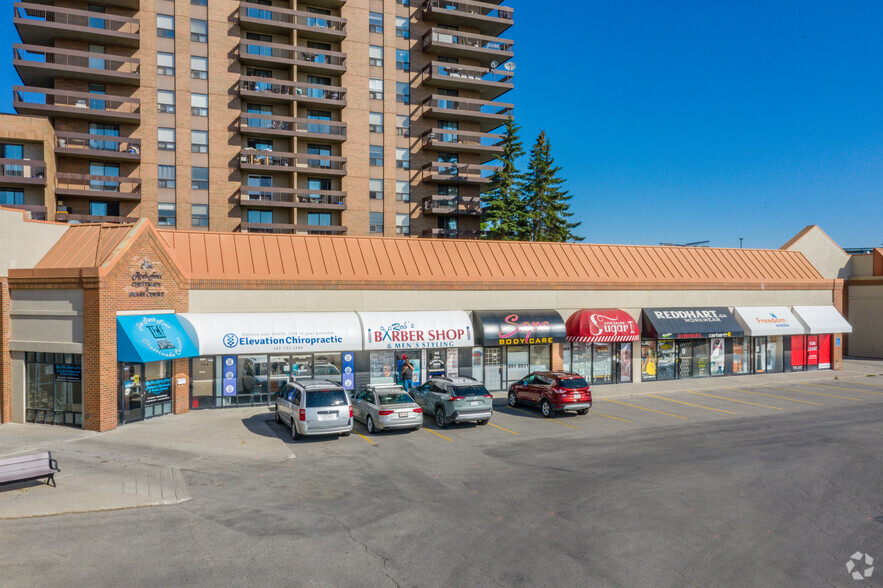 9737 Macleod Trl SW, Calgary, AB for rent - Building Photo - Image 2 of 4