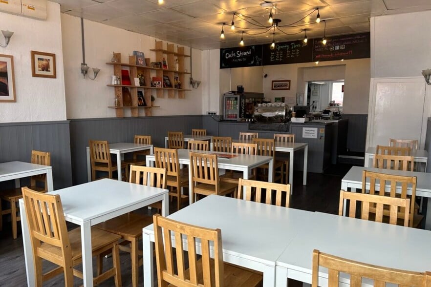 3 Market Stra, Falmouth for sale - Interior Photo - Image 2 of 3