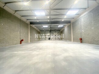 More details for 12 Rue De L'Equerre, Saint-Ouen-l'Aumône - Industrial to Rent