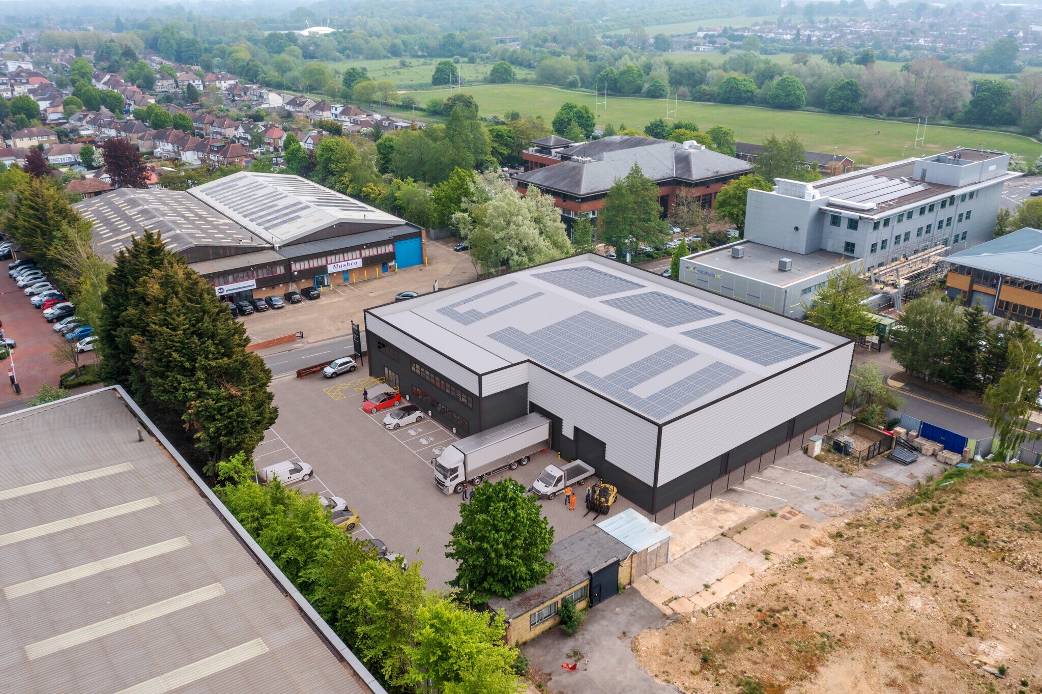 16 Colonial Way, Watford WD24 4YT Industrial for Rent