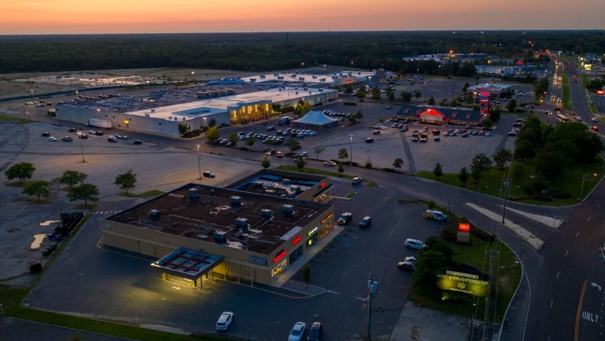 6725-6733 Black Horse Pike, Egg Harbor Township, NJ to rent Building Photo- Image 1 of 12