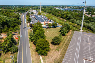 337 Applegarth Rd, Monroe Township, NJ for rent Building Photo- Image 1 of 13