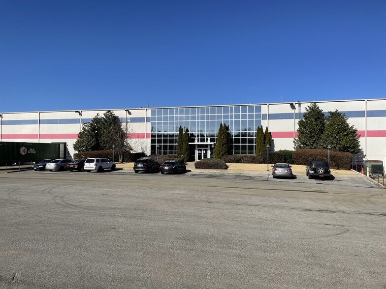 1532 Midfield Industrial Blvd, Birmingham, AL for rent - Primary Photo - Image 1 of 11