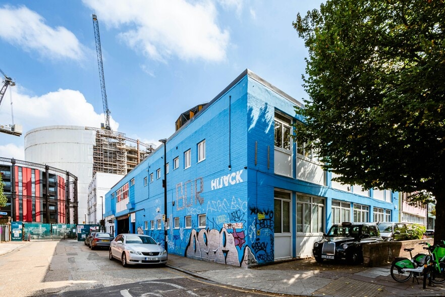 52-56 Pritchards Rd, London to rent - Building Photo - Image 2 of 11