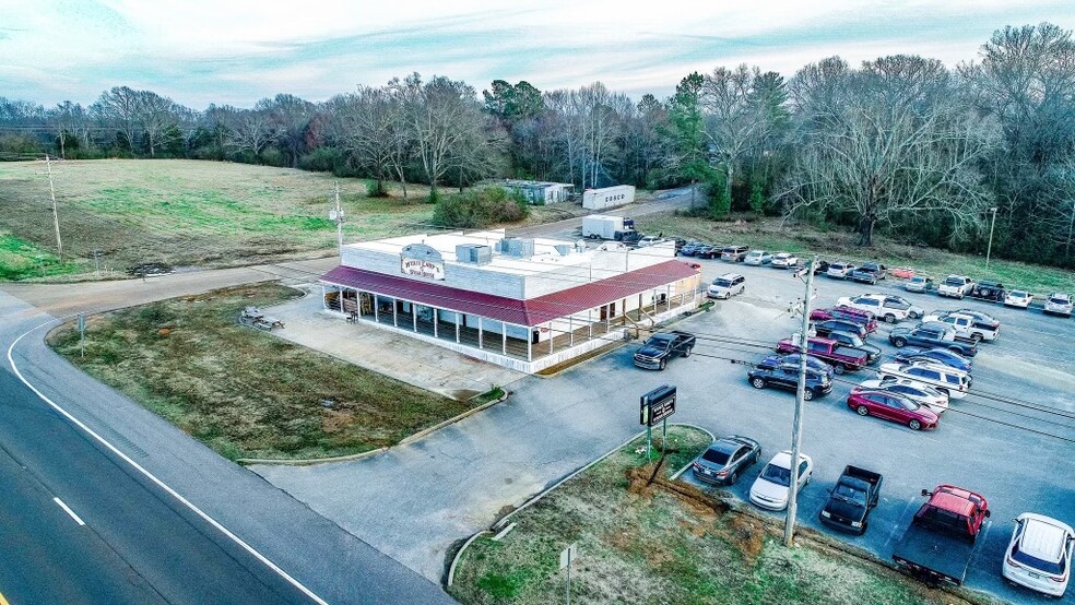 8380 Highway 64, Oakland, TN for sale - Building Photo - Image 1 of 1