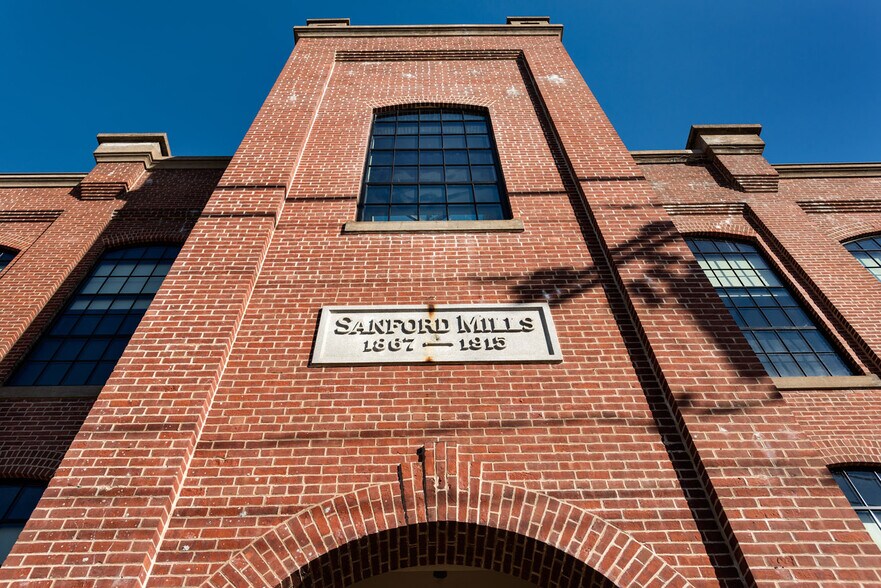 61 Washington St, Sanford, ME to rent - Building Photo - Image 2 of 3