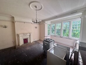 83 Lichfield Road, Sutton Coldfield to rent Interior Photo- Image 2 of 5