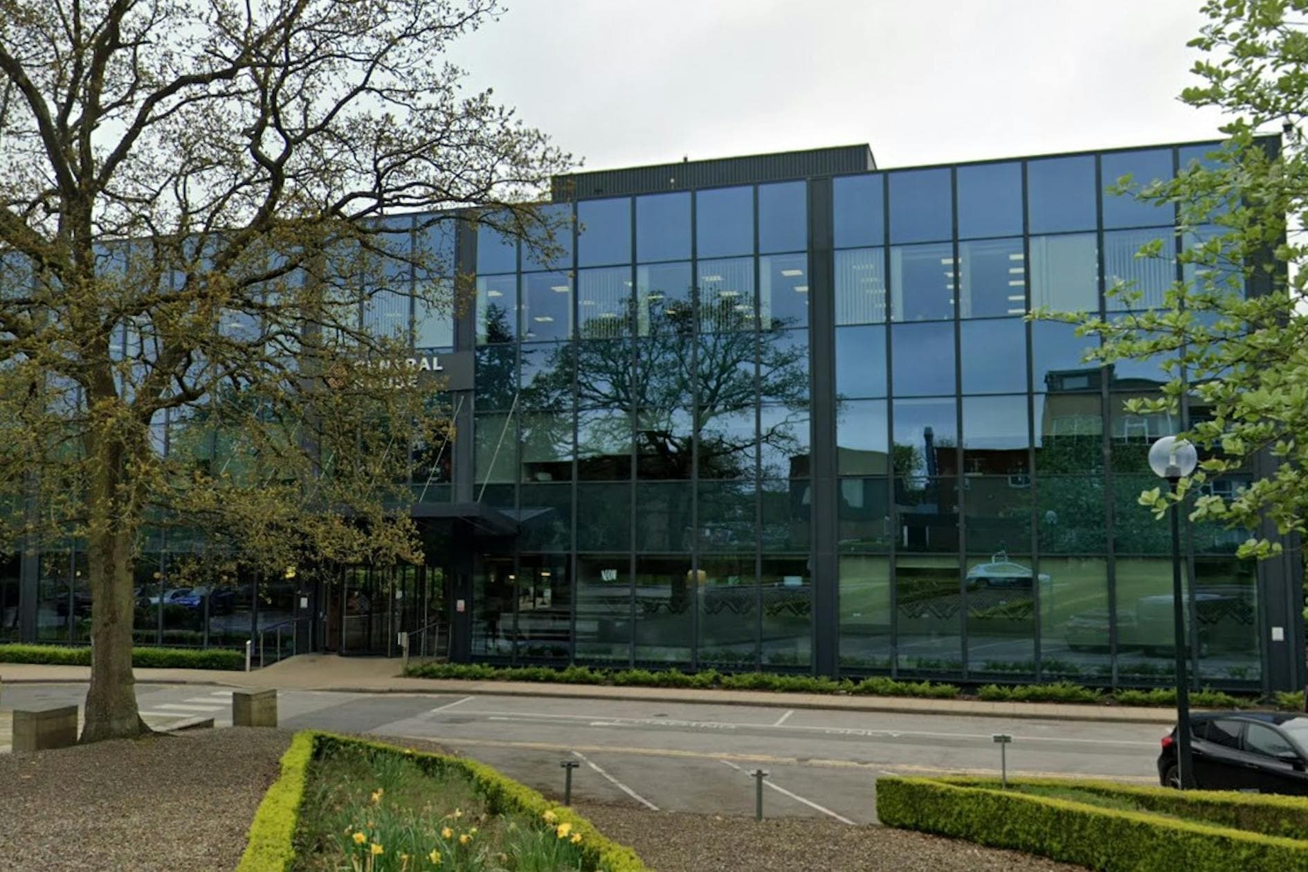 Otley Rd, Harrogate to rent Building Photo- Image 1 of 2