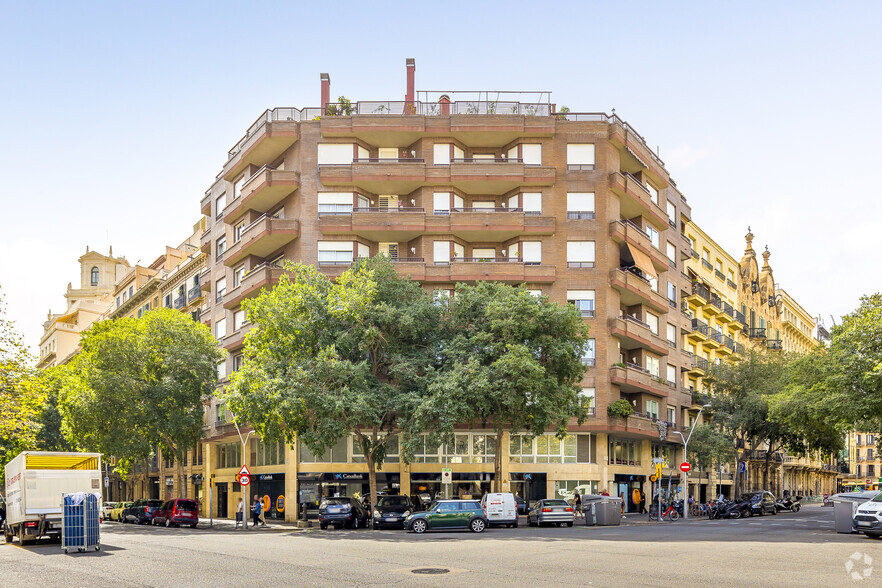 Carrer Del Bruc, Barcelona, Barcelona for rent - Primary Photo - Image 1 of 2