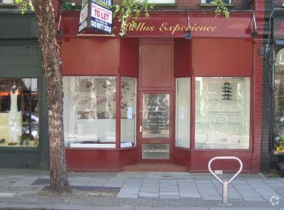 16 High St, Teddington to rent - Building Photo - Image 3 of 3
