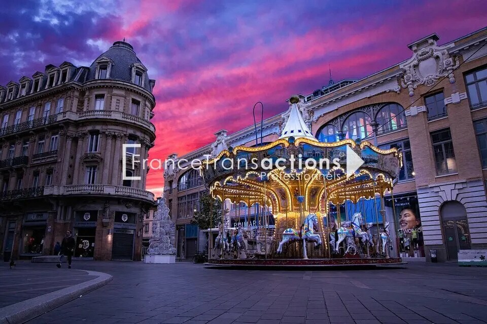 Retail in Toulouse to rent Building Photo- Image 1 of 3