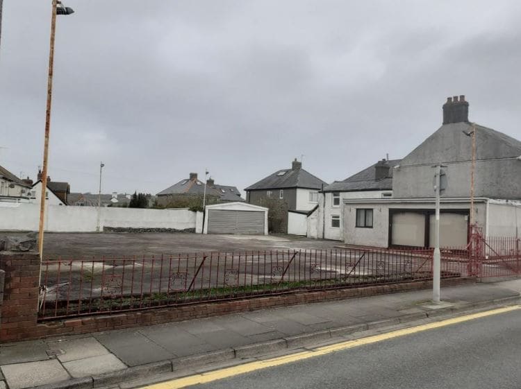 285 New Rd, Porthcawl for sale - Primary Photo - Image 1 of 1