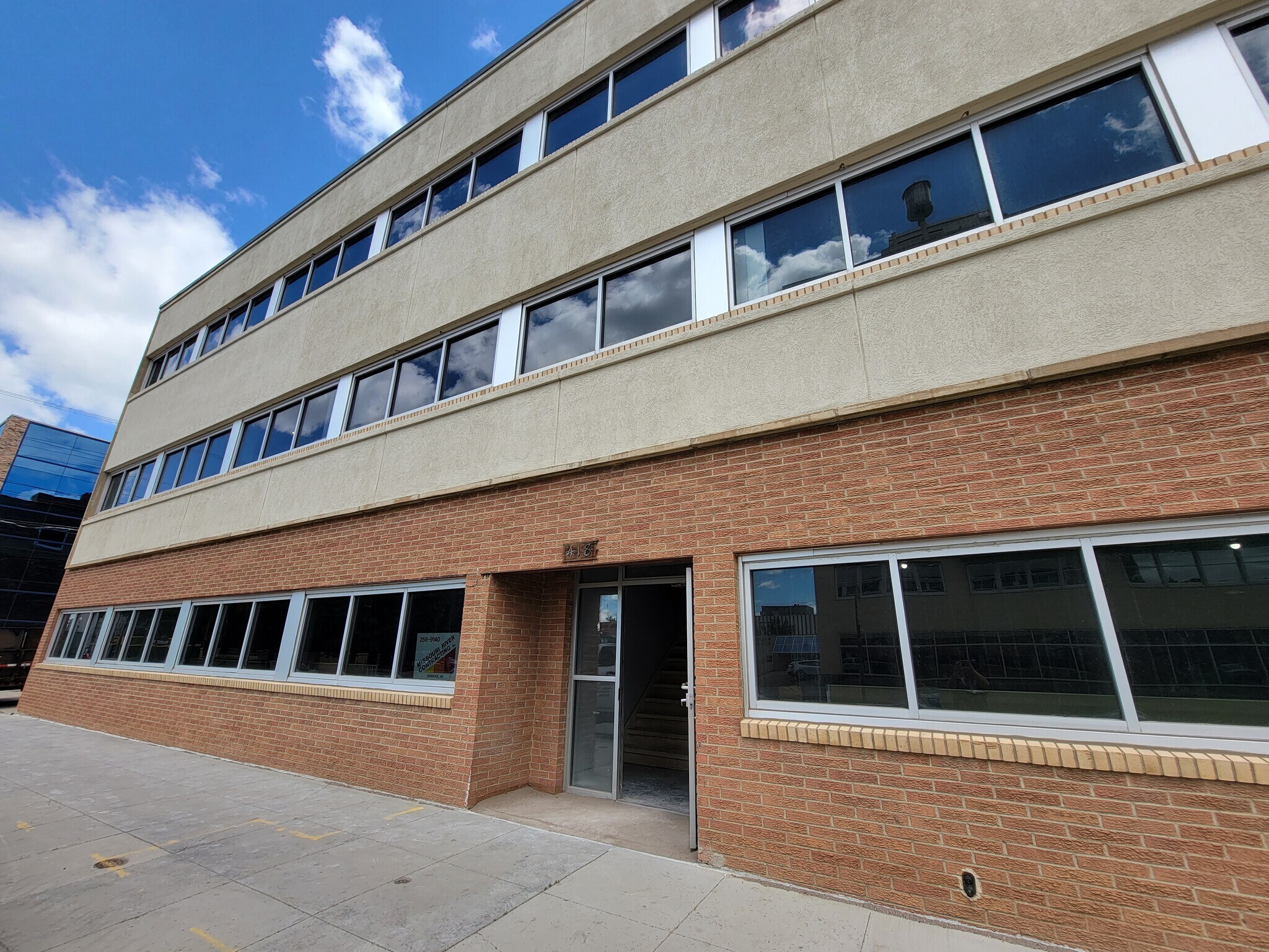 418 E Rosser Ave, Bismarck, ND to rent Building Photo- Image 1 of 25