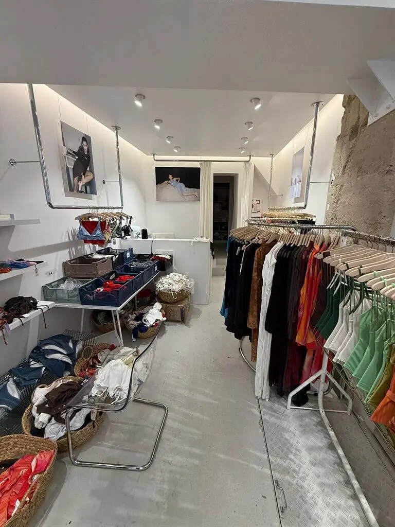 Location Commerce 55 m² - Photo 1