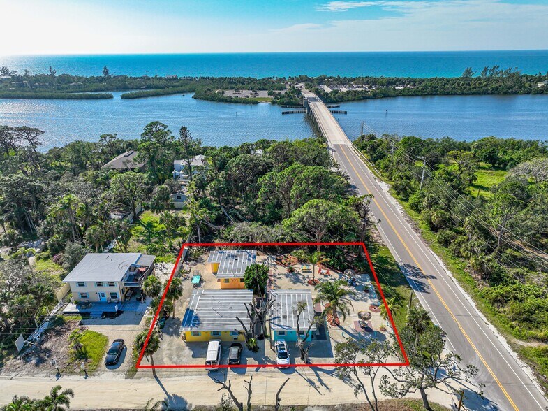 1900 Manasota Beach Rd, Englewood, FL for sale - Building Photo - Image 1 of 1