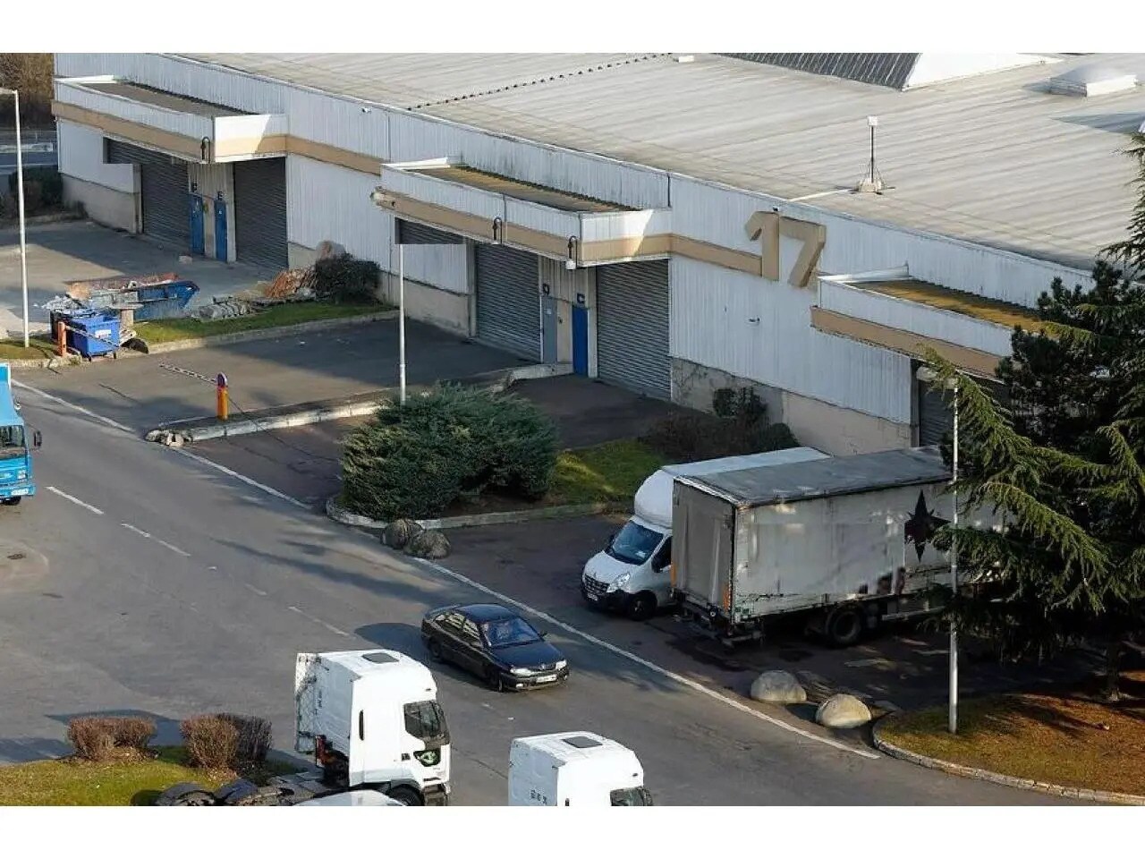 Industrial in Aulnay-sous-Bois to rent Building Photo- Image 1 of 9