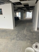 15720 Ventura Blvd, Encino, CA to rent Building Photo- Image 1 of 1