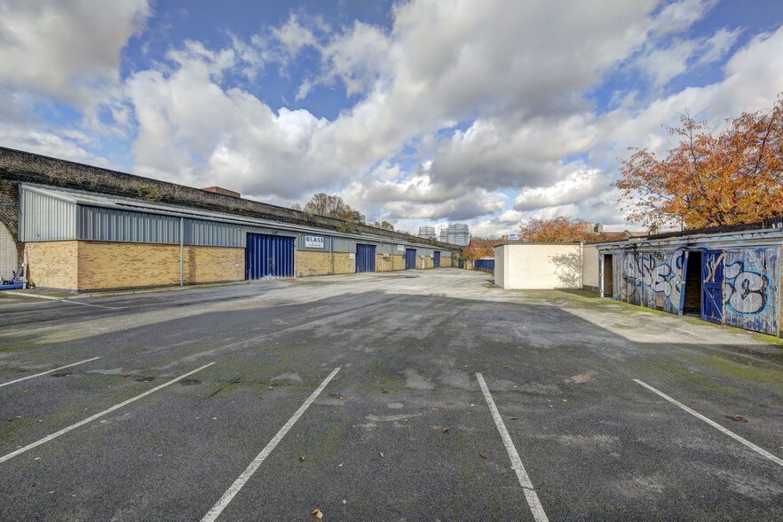 Astbury Rd, London for sale - Building Photo - Image 1 of 1