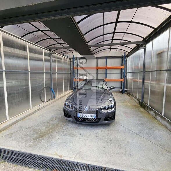 Industrial in Verrières-le-Buisson to rent - Building Photo - Image 2 of 2
