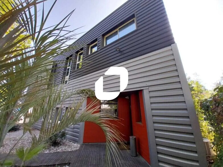 Office in Montpellier to rent - Building Photo - Image 1 of 18