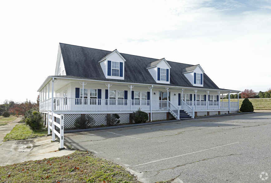 3535 N NC 16 Business Hwy, Denver, NC for sale - Primary Photo - Image 1 of 1