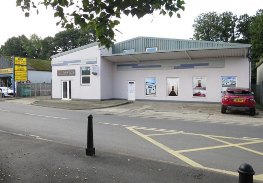 10 Babbage Rd, Totnes to rent - Building Photo - Image 3 of 3