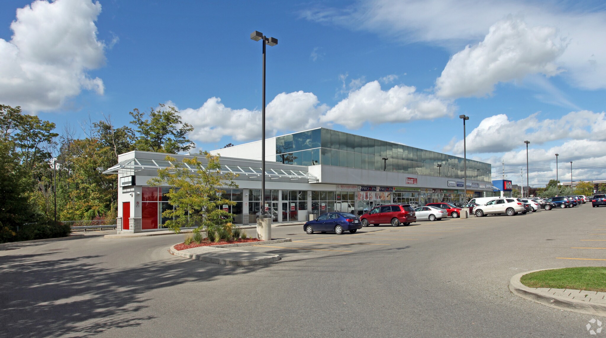 1 Rossland Rd W, Ajax, ON to rent Primary Photo- Image 1 of 5