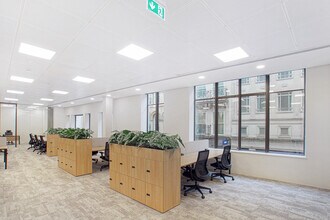 30 King St, London to rent Interior Photo- Image 2 of 3