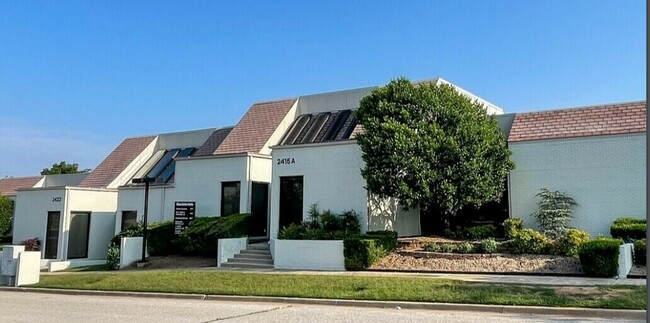 More details for 2413-2425 Wilcox Dr, Norman, OK - Office for Rent