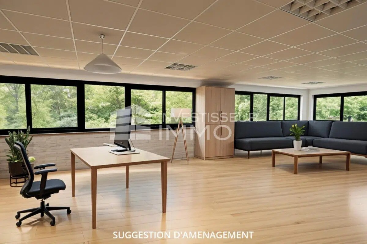 Office in Suresnes for sale Interior Photo- Image 1 of 5