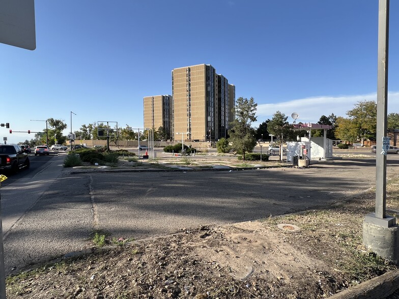 7880 E Mississippi Ave, Denver, CO for sale - Primary Photo - Image 1 of 5