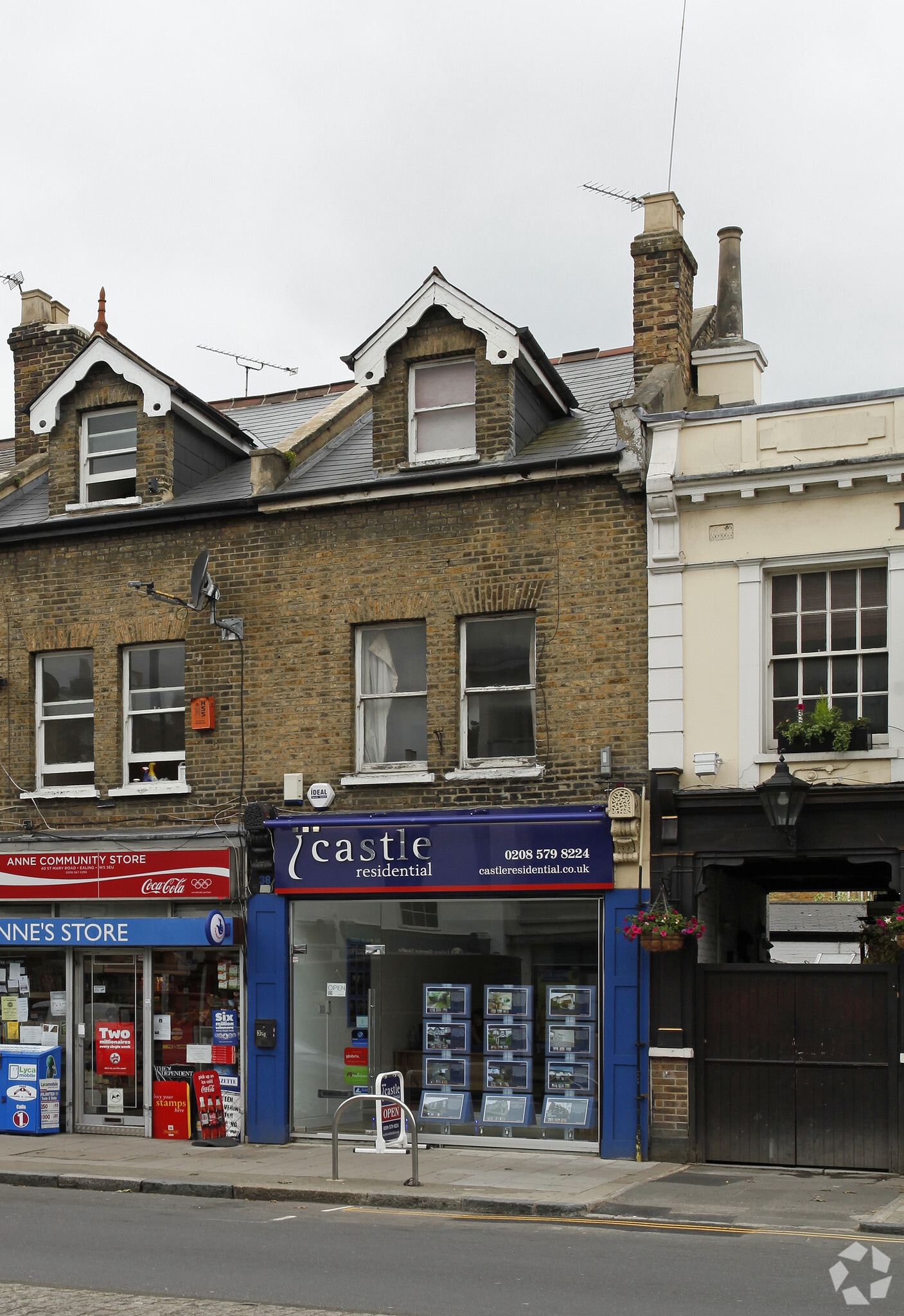 38 St Mary's Rd, London for sale Primary Photo- Image 1 of 1