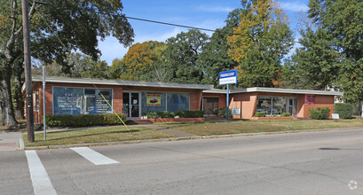 308-310 S 1st St, Conroe, TX for sale Primary Photo- Image 1 of 1