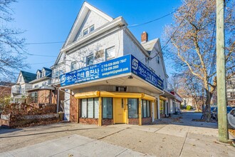 14951 Roosevelt Ave, Flushing, NY for sale Building Photo- Image 1 of 32