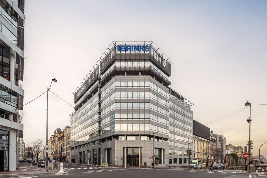 41-45 Boulevard Romain Rolland, Montrouge to rent - Primary Photo - Image 1 of 4