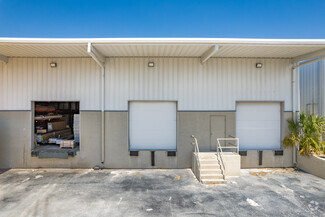 More details for 5329 W Crenshaw St, Tampa, FL - Industrial for Rent