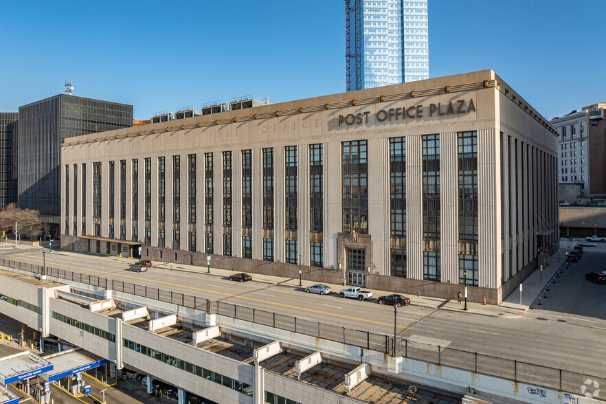 1500 W 3rd St, Cleveland, OH for rent - Building Photo - Image 1 of 17