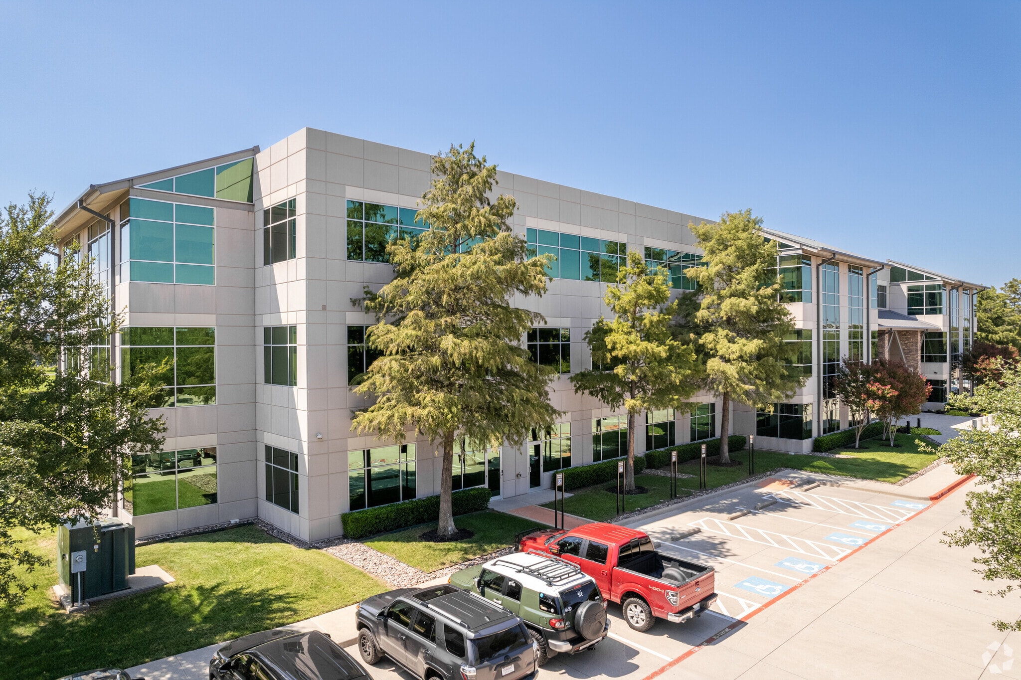 2850 Lake Vista Dr, Lewisville, TX to rent Building Photo- Image 1 of 22