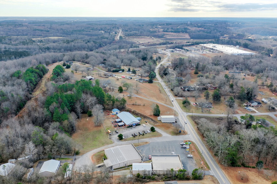 919-921 Anderson Dr, Liberty, SC for rent - Building Photo - Image 3 of 14